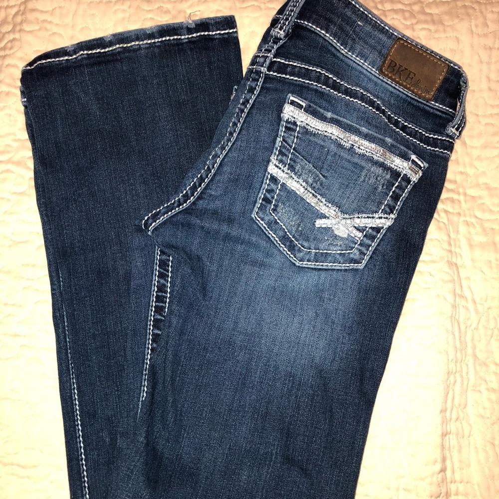 Buckle jeans